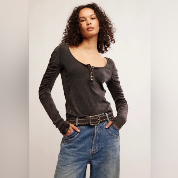 Free People- Hope Henley
NWT - Picture 4 of 6